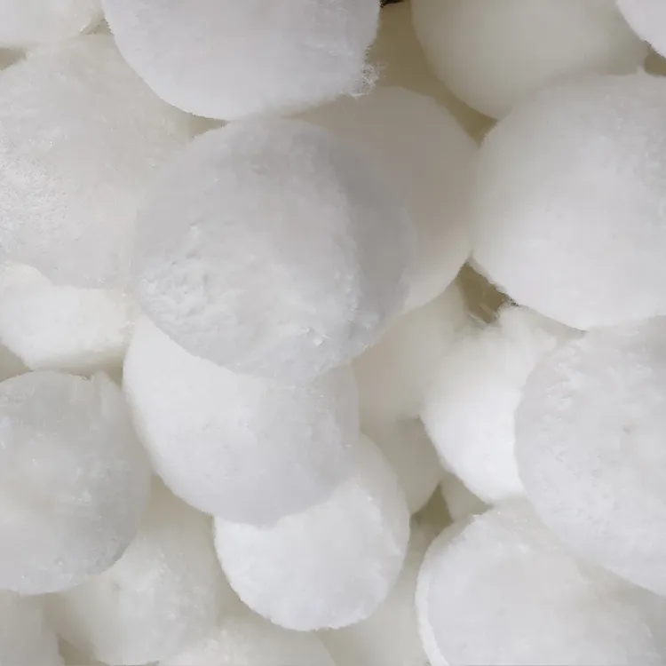China Manufacturer Customized Water Filter Balls Material for Fish Farm Tank